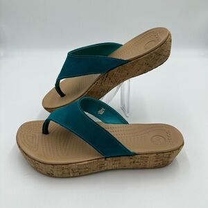 CROCS A-Leigh Blue Thong Cork Wedge Flip Flop Sandals Womens
Size 8
